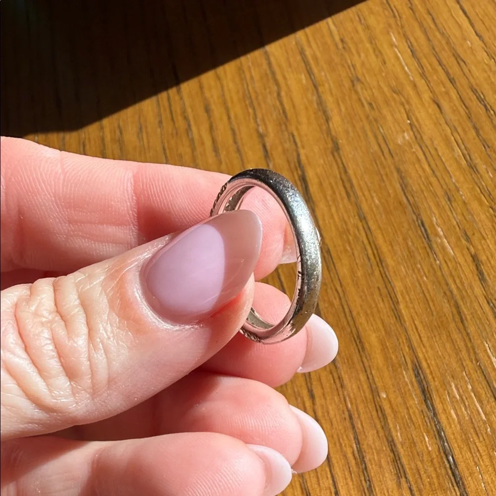 Silver and Green Gemstone Ring sz 7 - Picture 3 of 5